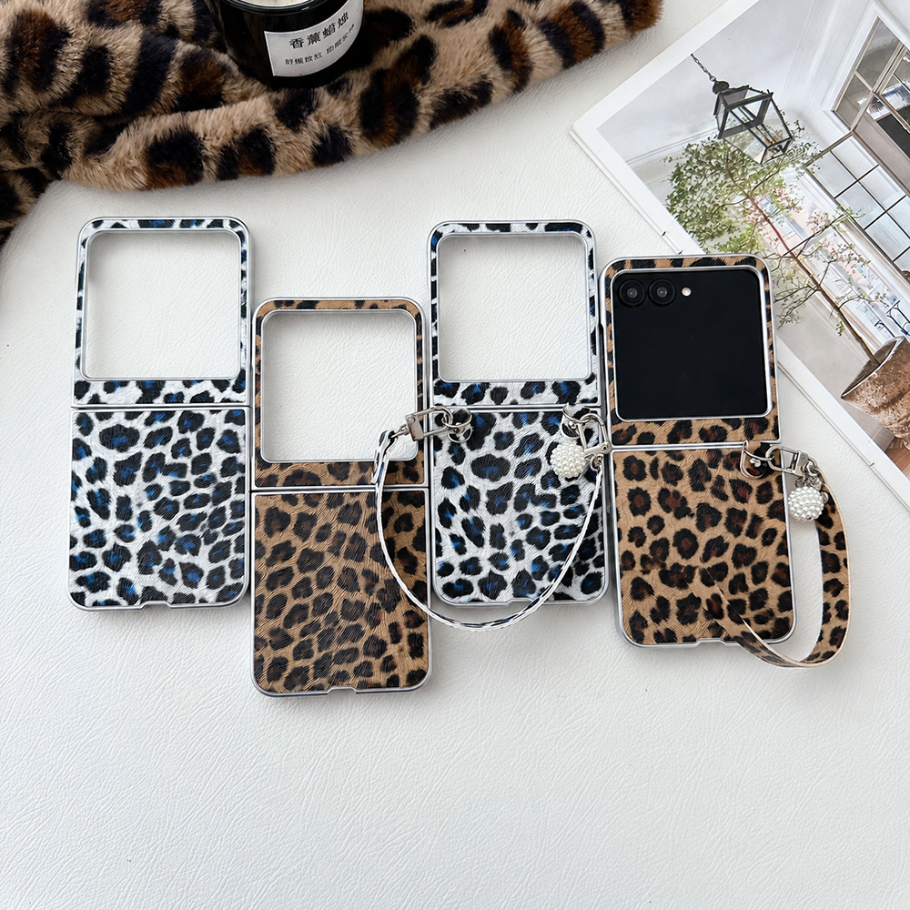 Leopard Print Folding Flip Pho - Phone Accessories Men ulasan dan harga