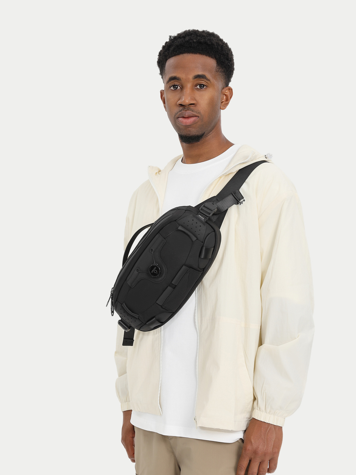 OZUKO Multi-function Chest Bag - Phone Accessories Men ulasan dan harga
